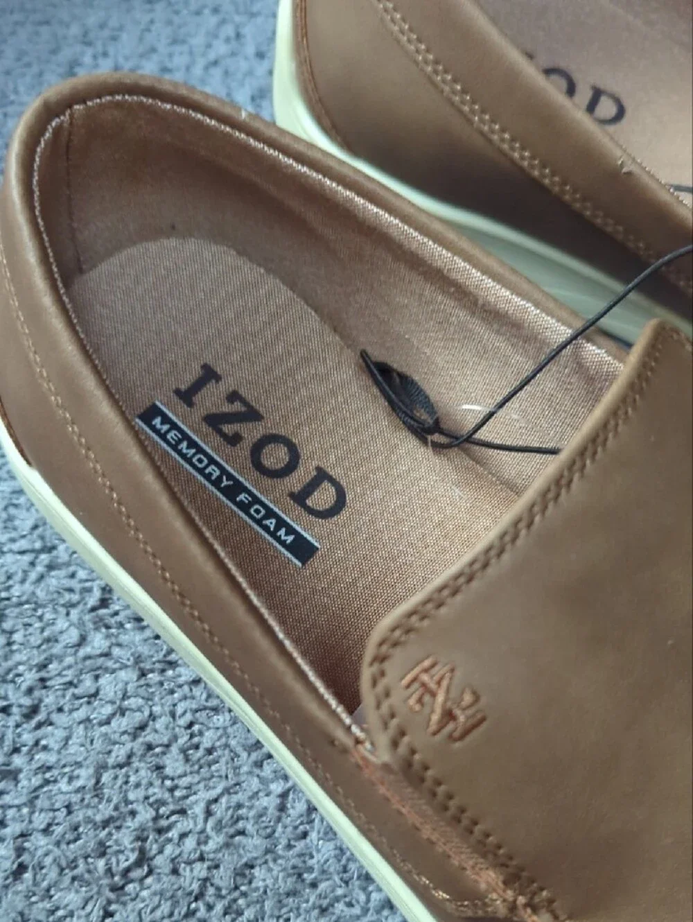 Izod Men's Memory Foam Seapoint Tan Slip-On Loafers